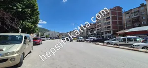 BEHZAT BLVR CEPHE OFİS&İŞYERİ OLMAYA MÜSAİT 100 M² SATILIK KONUT